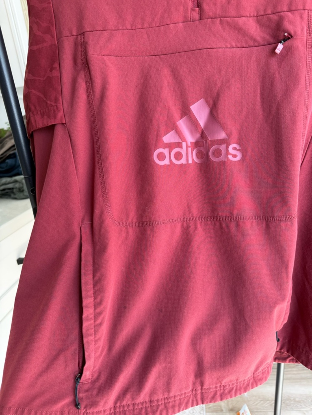 Men’s Adidas Maroon & Burgundy Hooded Pullover Windbreaker - Picture 6 of 7